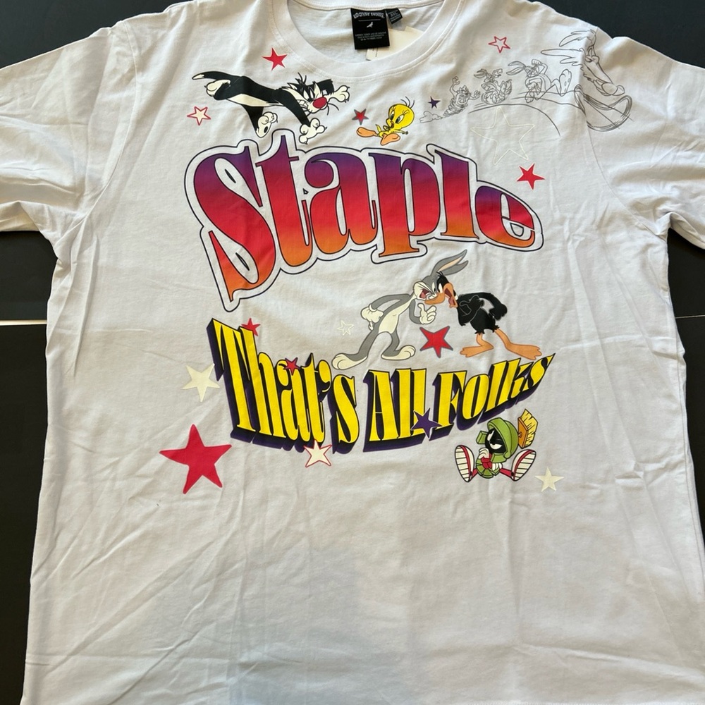 Warner Bros White and Red “That’s All Folks” Graphic Tee Men’s 3XL